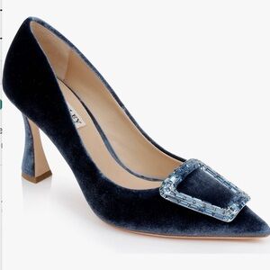 Badgley Mischka Collection Aubree Pointed Toe Pump in French Blue